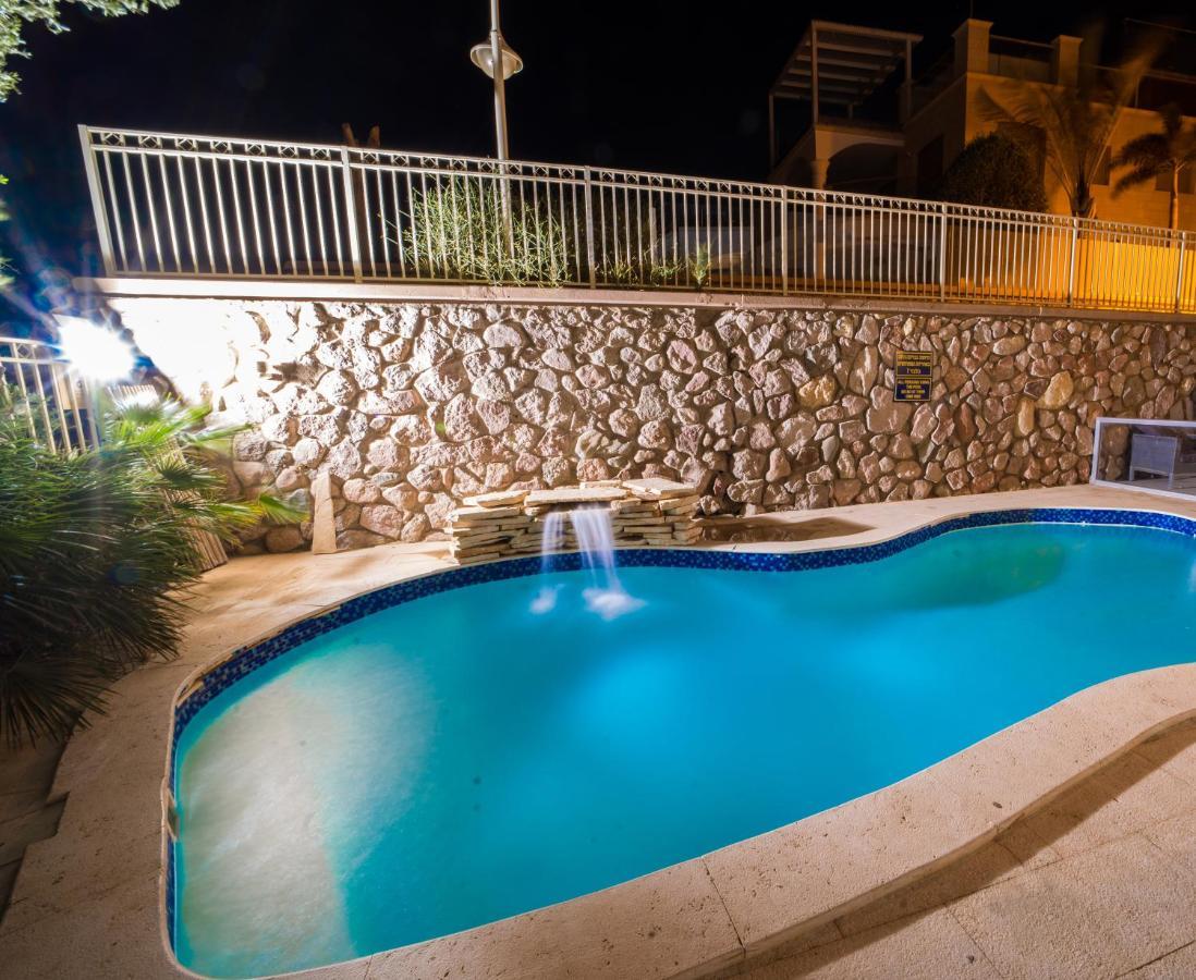 Ferienwohnung YalaRent Oasis Garden - Families only Eilat Exterior foto